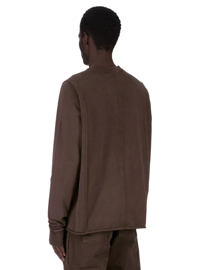 DRKSHDW FW25 CONCORDIANS CREWNECK-SVETTE I MØRK STØVET KOMPAKT TYKK TRØYE. DU02E7279RIGP-78