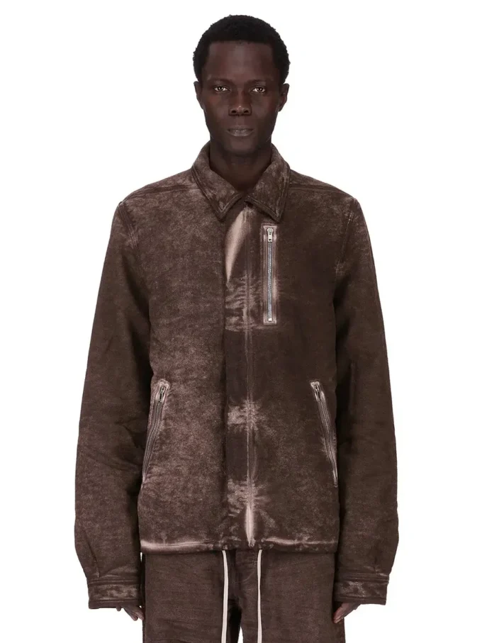 DRKSHDW FW25 CONCORDIANS SKJULT GLIDELÅSFRONTJEKKE I DRKDUST BØRSTET BOMULL. DU02E7775BMO-78