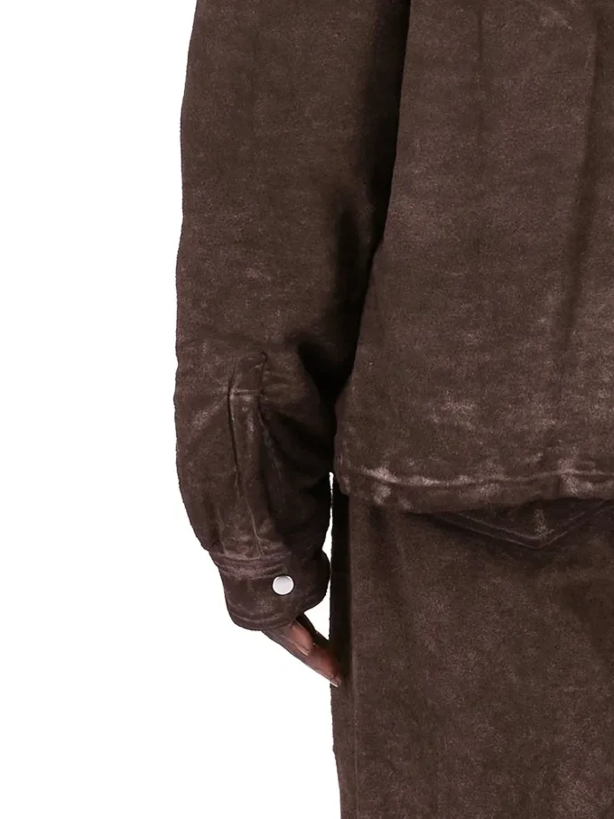 DRKSHDW FW25 CONCORDIANS SKJULT GLIDELÅSFRONTJEKKE I DRKDUST BØRSTET BOMULL. DU02E7775BMO-78