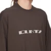 DRKSHDW FW25 CONCORDIANS TOMMY T I MØRK STØV/PERLEGRYNT MEDIUM TYKT BOMULLSRØY DU02E7259RNEP2-7808