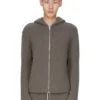 RICK OWENS FW25 CONCORDIANS FØRKOLLEKSJONENS HETTEGENSER MED GLIDELÅS I DUST LAS PALMAS KASHMERISTRIKK. RU02E1666KLWS-34