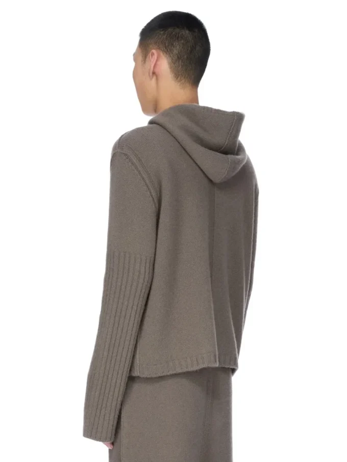 RICK OWENS FW25 CONCORDIANS FØRKOLLEKSJONENS HETTEGENSER MED GLIDELÅS I DUST LAS PALMAS KASHMERISTRIKK. RU02E1666KLWS-34