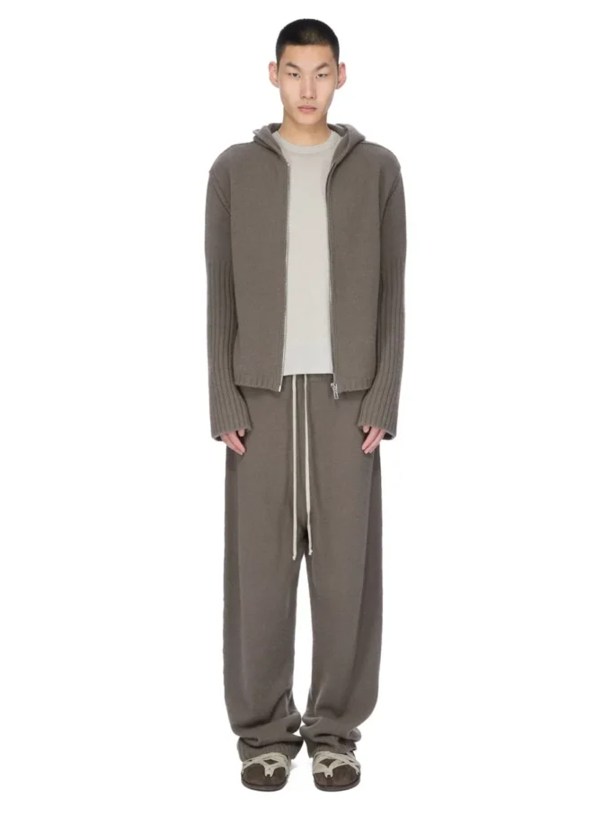 RICK OWENS FW25 CONCORDIANS FØRKOLLEKSJONENS HETTEGENSER MED GLIDELÅS I DUST LAS PALMAS KASHMERISTRIKK. RU02E1666KLWS-34