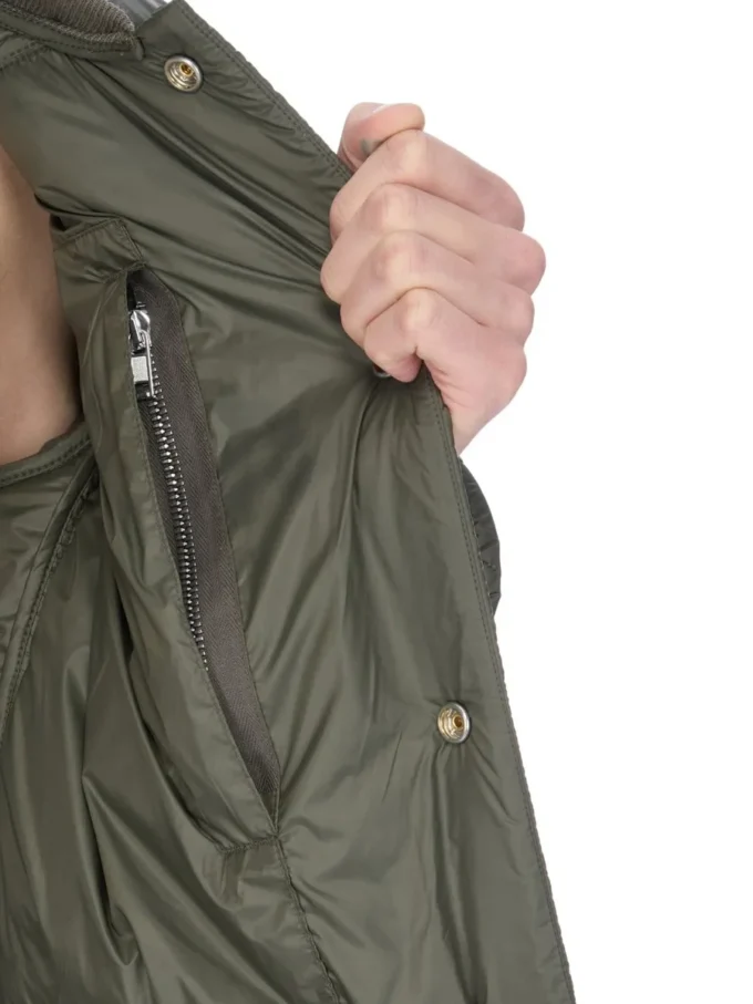 RICK OWENS FW25 CONCORDIANS VATTERT FLYJEKKE I BOSCO LETT NYLON. RU02E1727NPT1-25